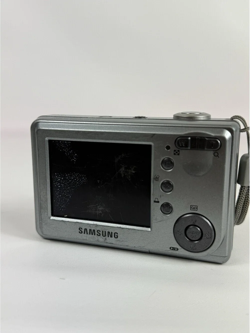 Samsung Digimax D53 5.0 Megapixels Digital Camera Parts Or Repair Only